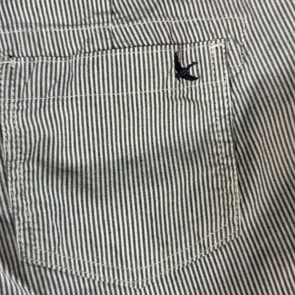 Eddie Bauer Bermuda Shorts 8 Blue White Striped Cuffed Drawstring - Picture 3 of 6
